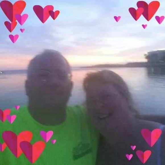 Meet your Posher, Lisa - Picture 1 of 1